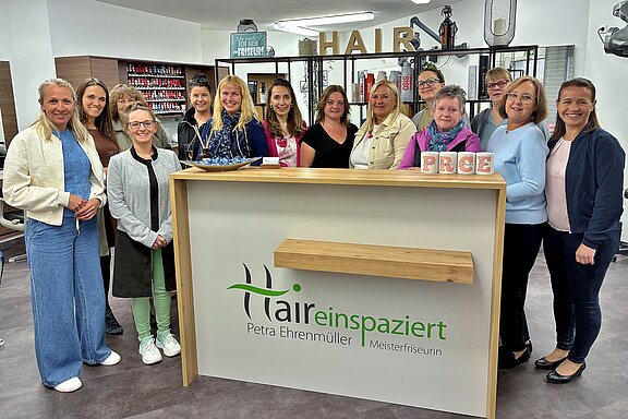 HAIReinspaziert.jpg  